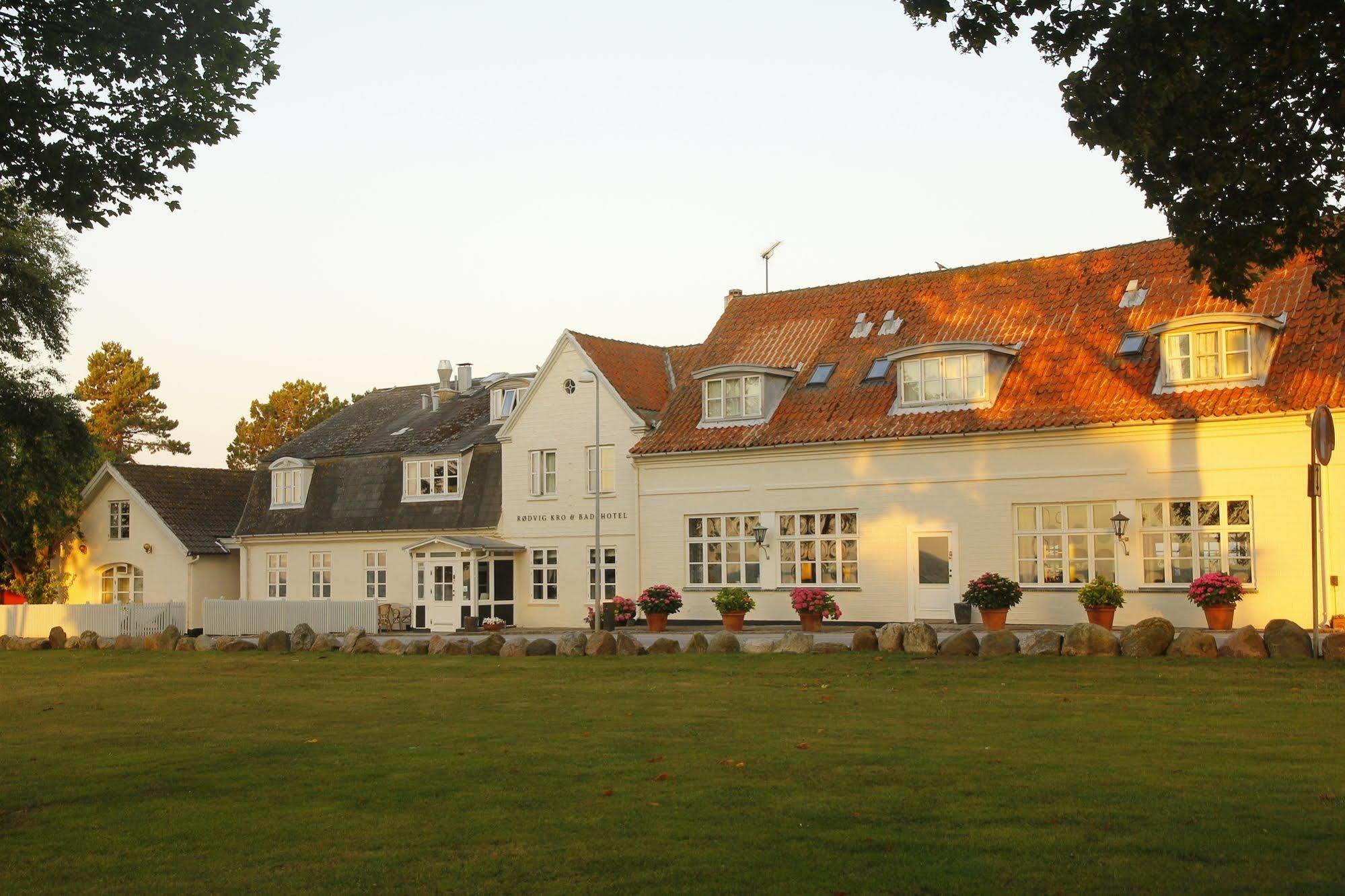 Rodvig Kro Og Badehotel Екстер'єр фото